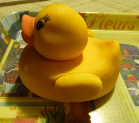 patito goma-2