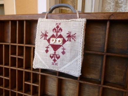 valentine fee niky-1