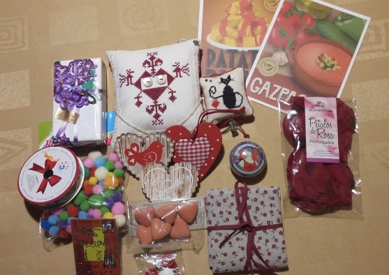 send-a-little-love-swap-2017-ellie-1